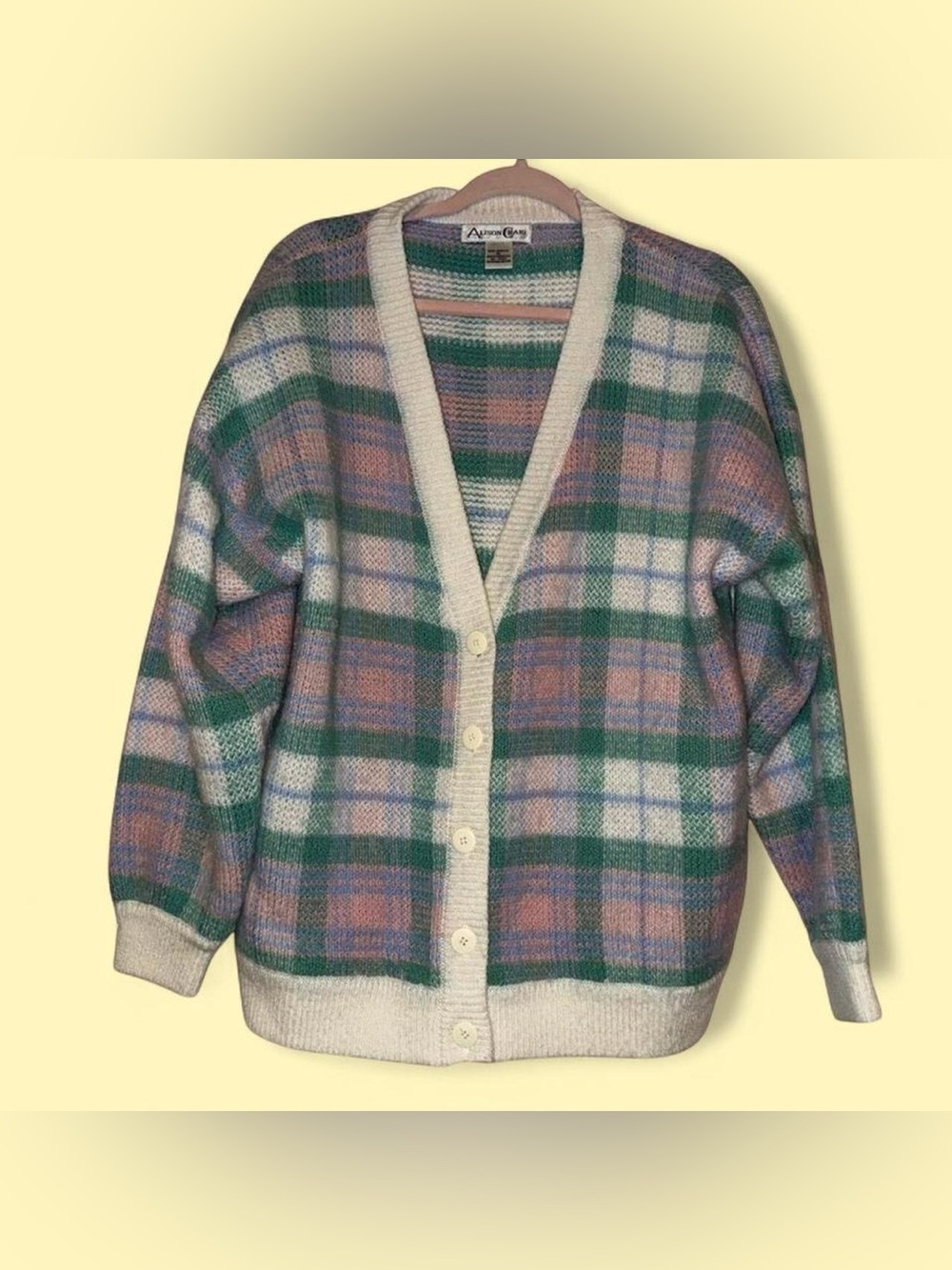 80s Vintage Plaid V‑Neck Cardigan in Green, Pink & Cream